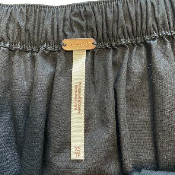 Free People Head Over Heels Cropped Top With Buttons - Size XS - Picture 4 of 10